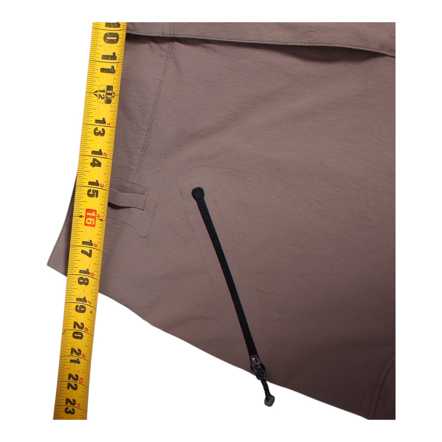 Mountain hardwear tech short large