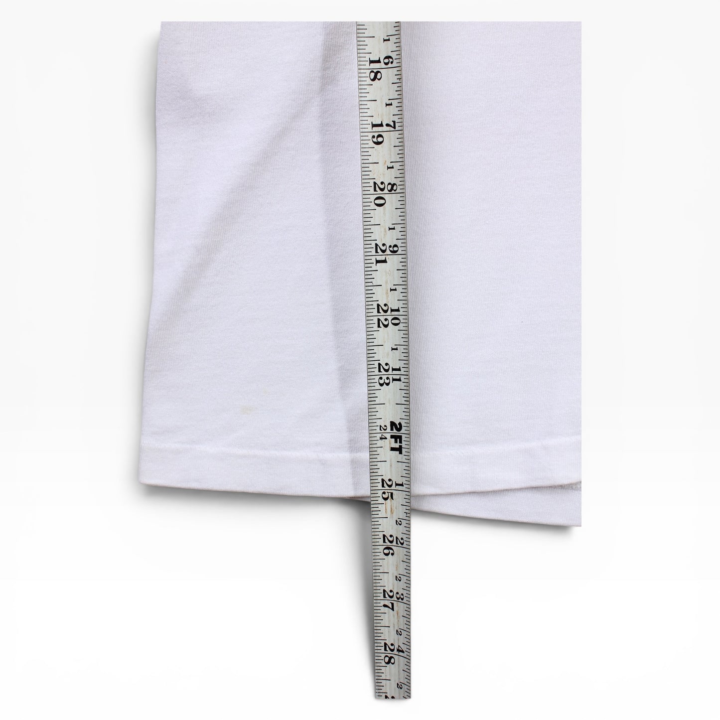 90s Evolution of a classic tennis shirt medium