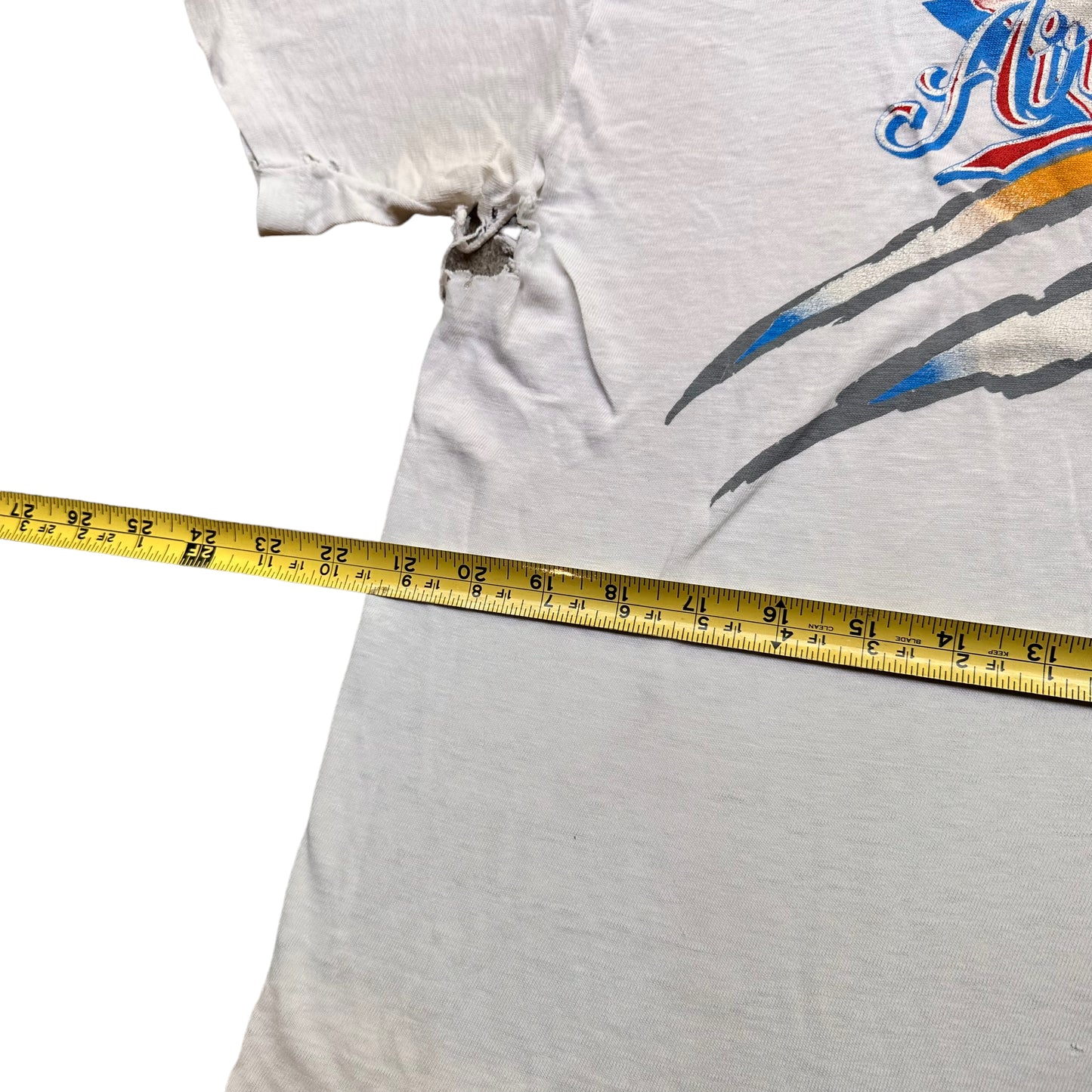Destroyed 80s air supply tee M/L