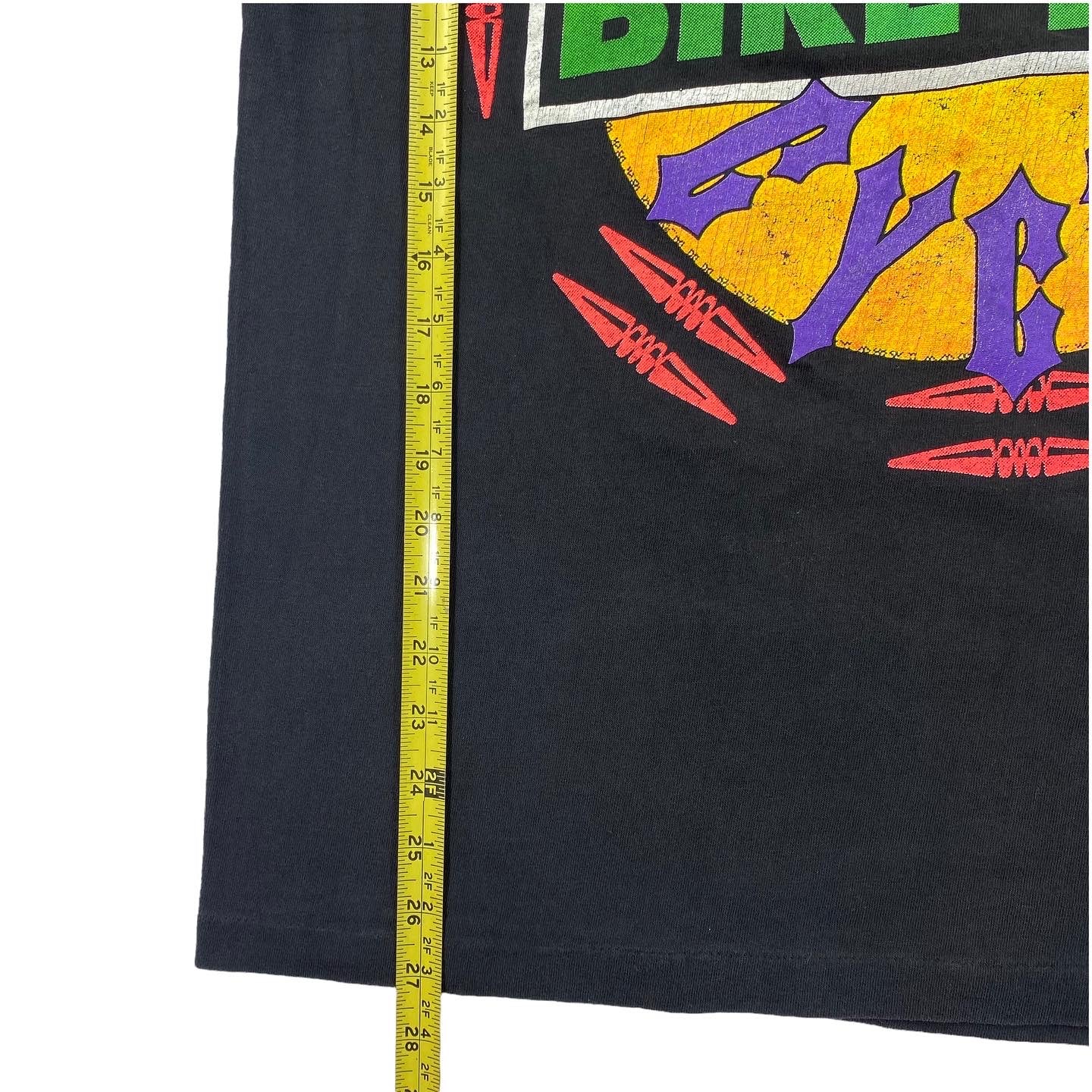 90s power cycle bike tour tee. XL