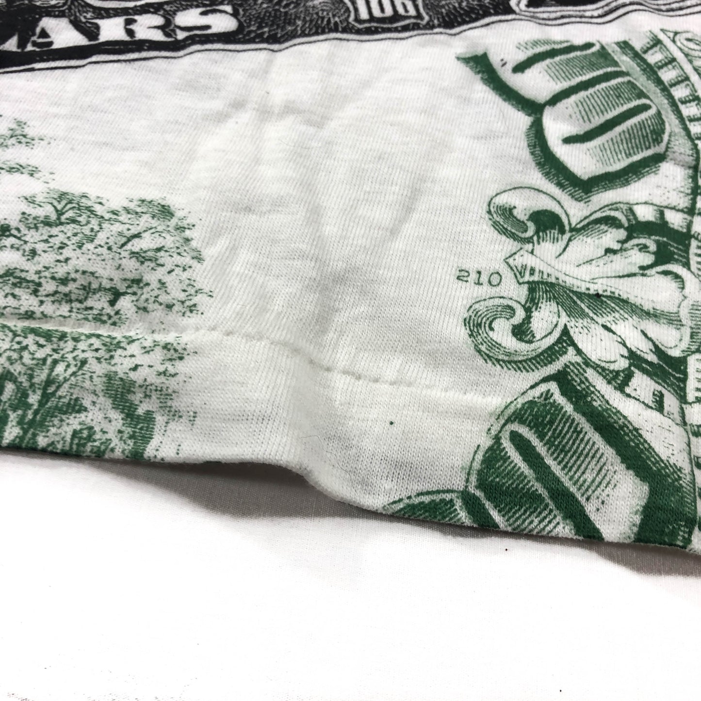 Hundred dollar all over print t shirt xl