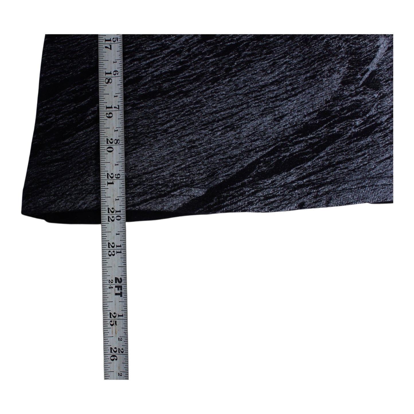 Y2K Nike snowboarding print shirt women’s medium Made in canada🇨🇦