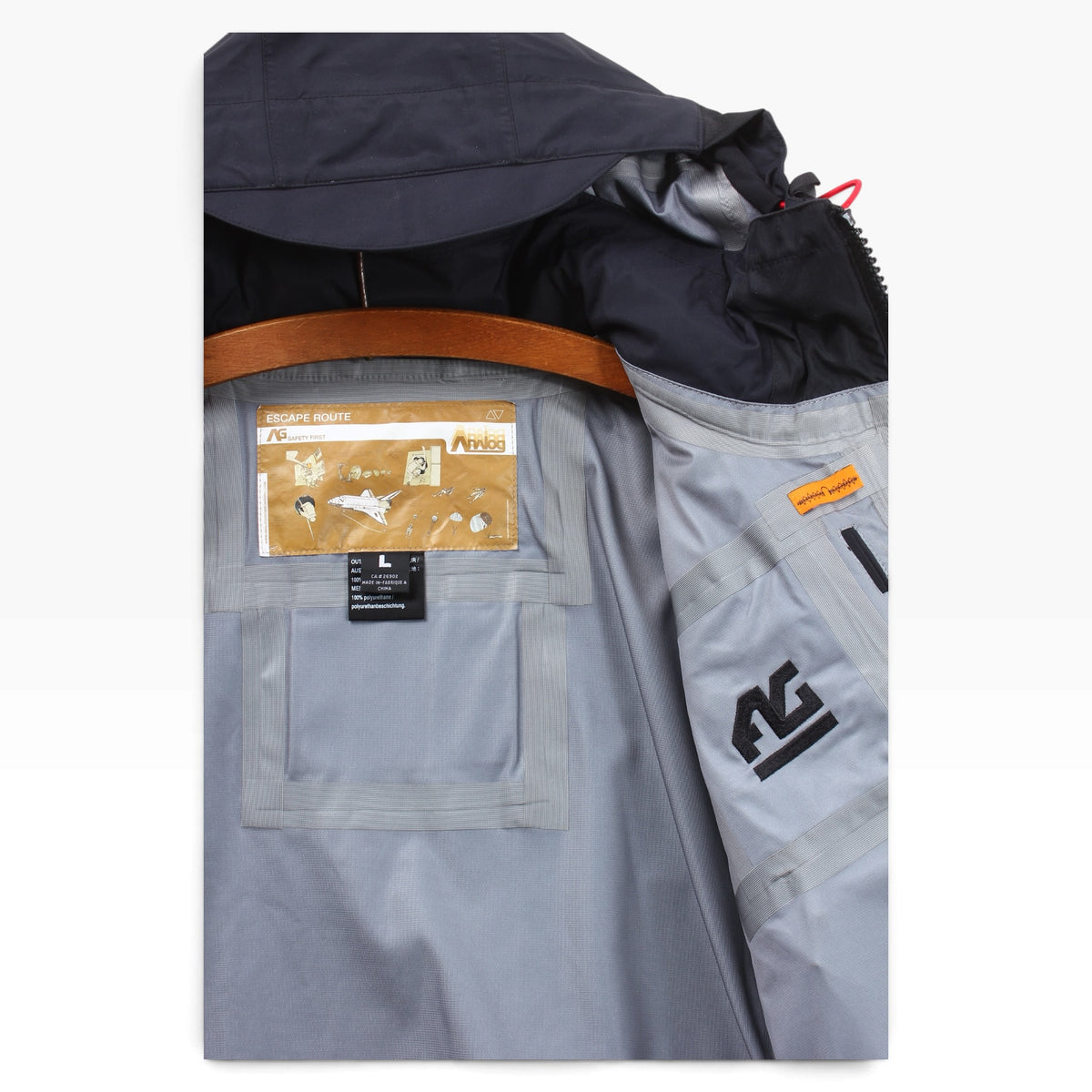 Burton Analog clone jacket soft switch mini disc large