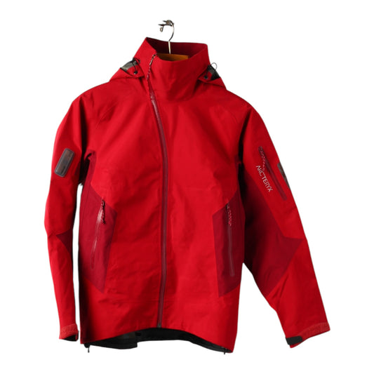 2006 Arc’teryx sidewinder women’s medium in scarlet