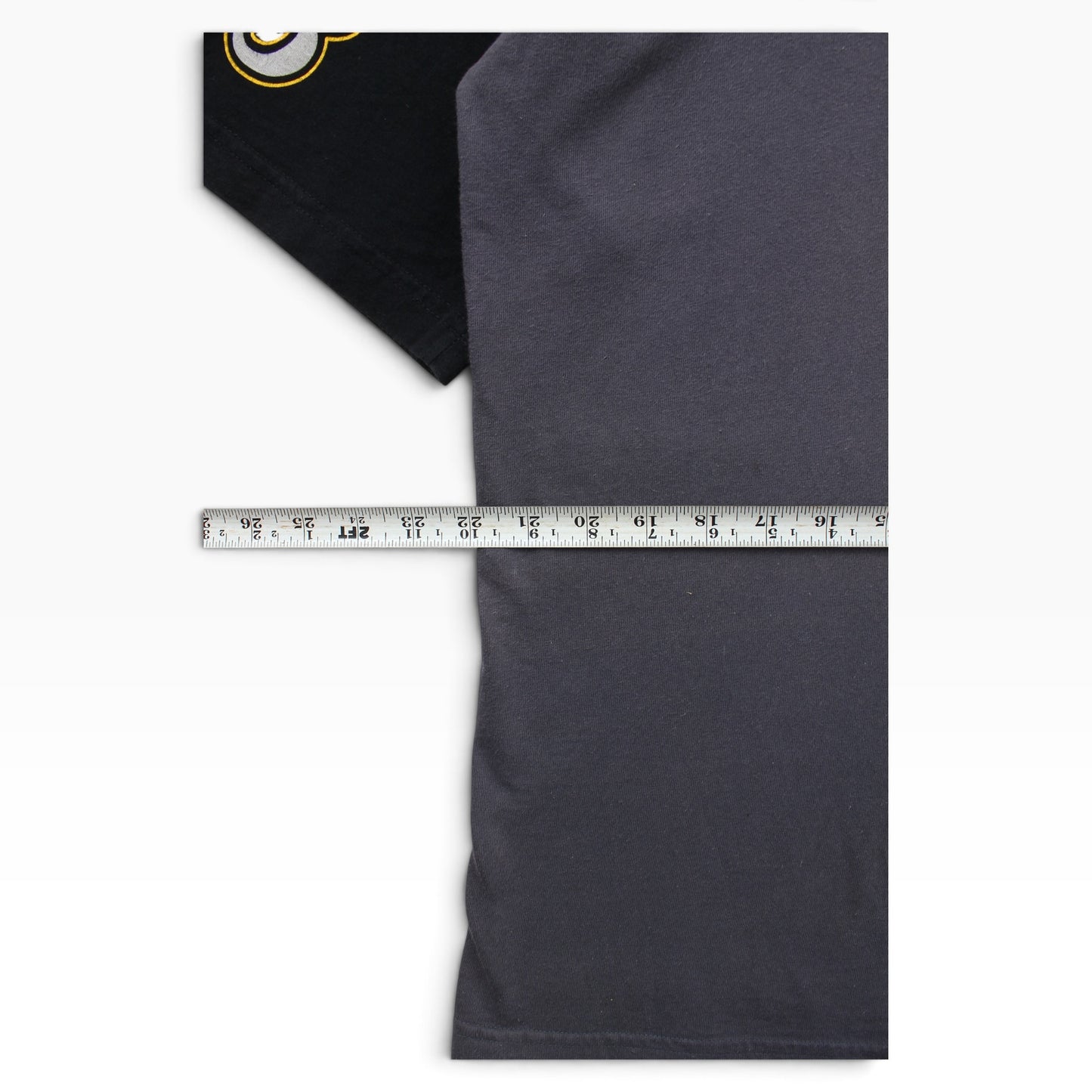 2000s Droors clothing tee medium