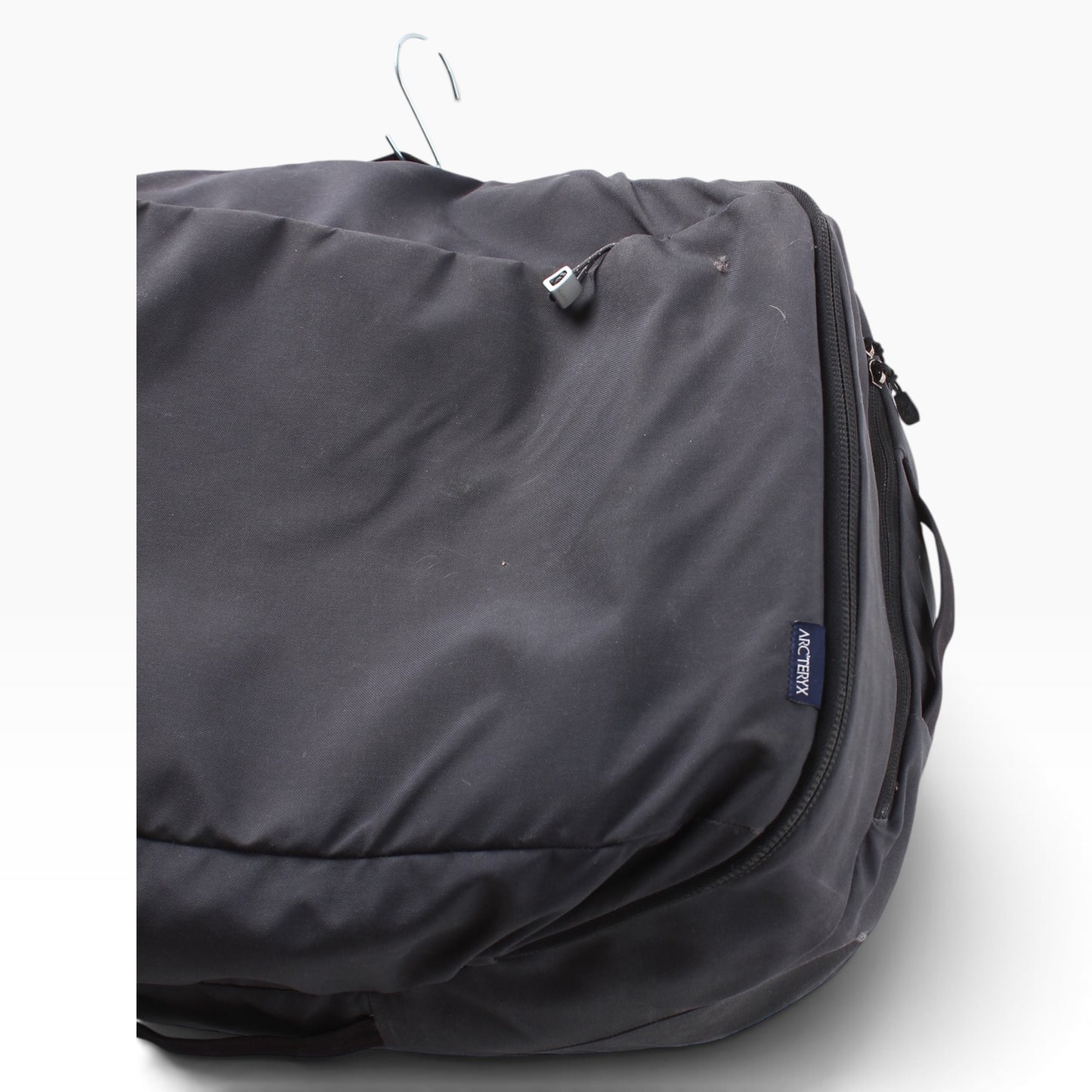 2000s Arc’teryx convertible backpack duffle