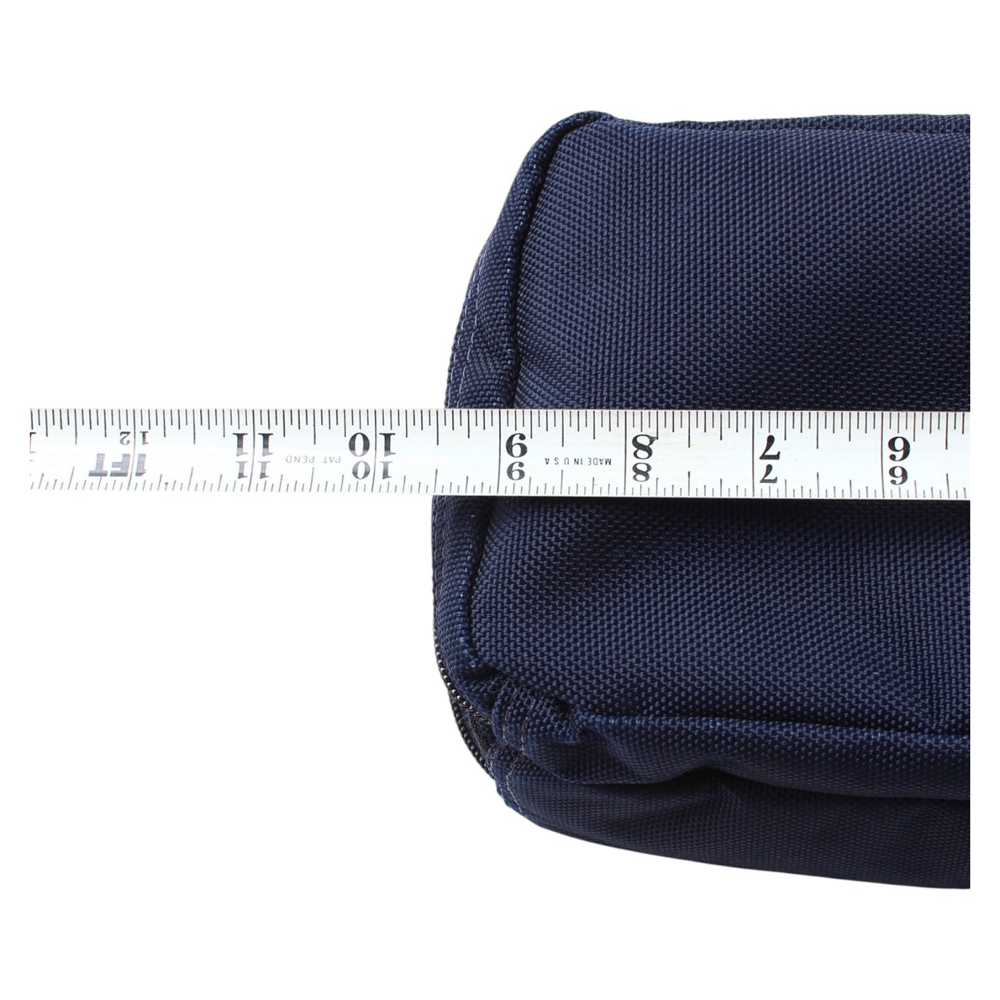 Gravis toiletry bag
