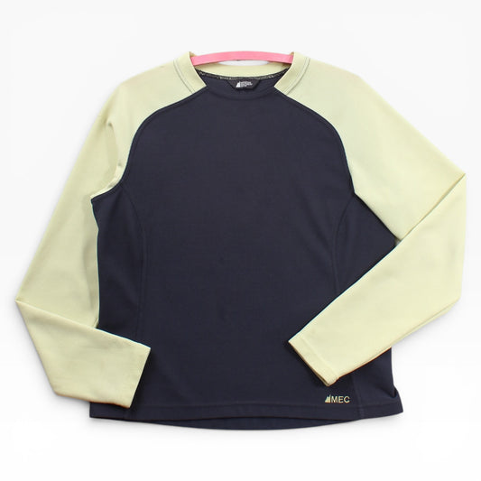 2000s MEC rider shirt small