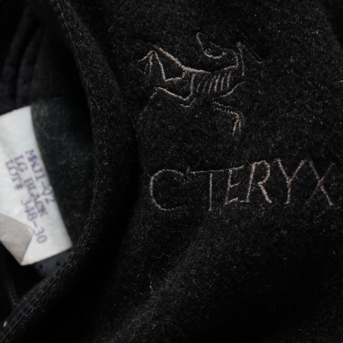 2002 Arc’teryx diplomat st wool blend zip large Made in canada🇨🇦