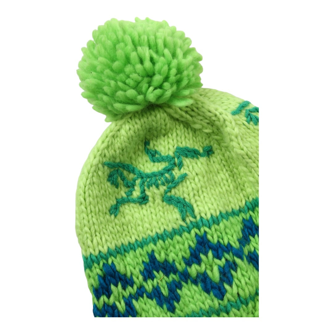 Arc’teryx Pom beanie sample