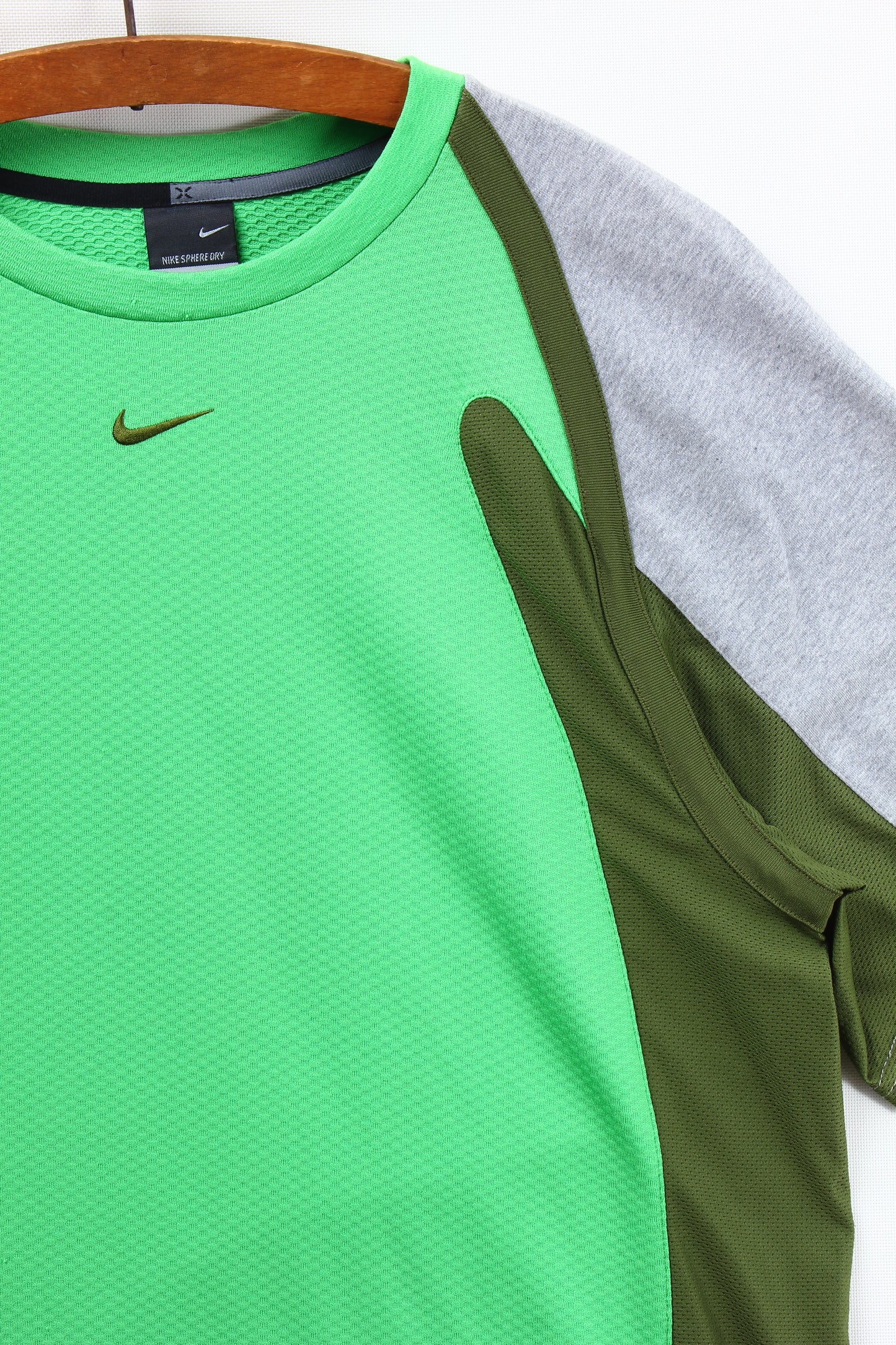 Nike sphere react shirt “XXL”