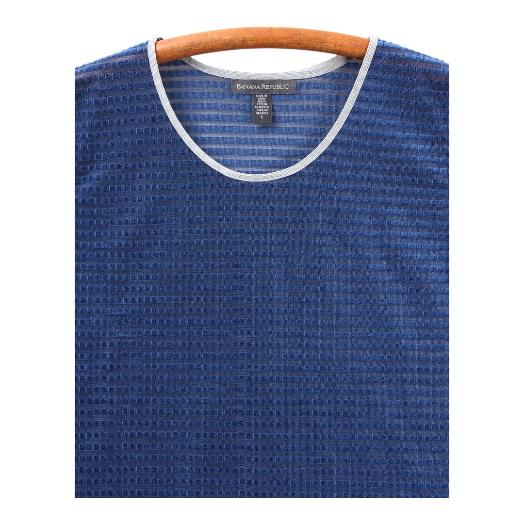 2000s Banana republic grid top women’s large