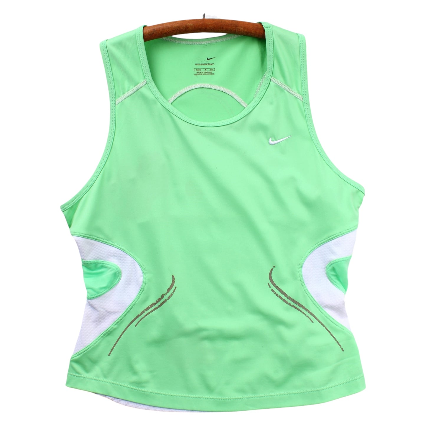 2000s Nike sphere react womens tank small