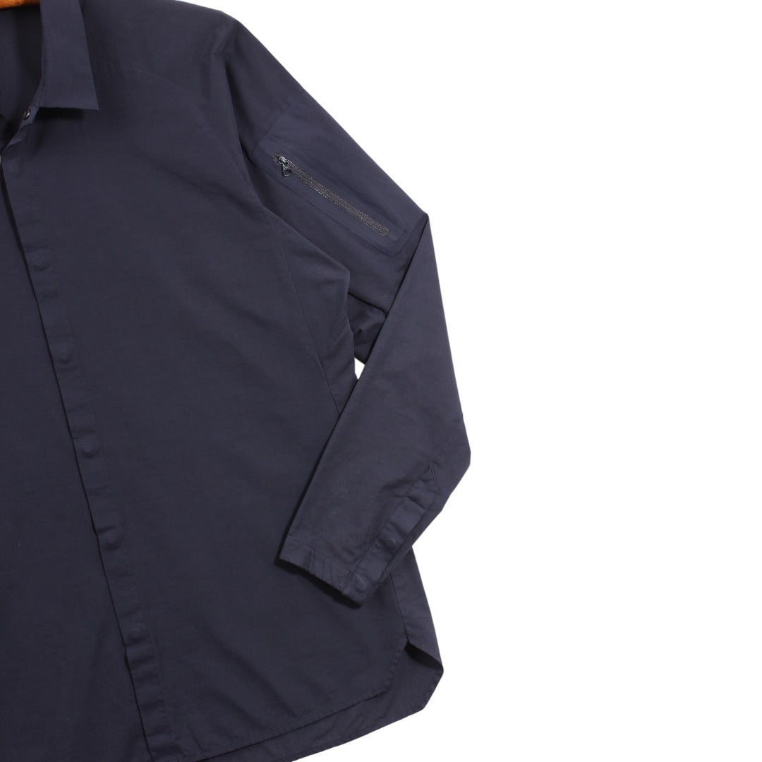 Arc’teryx veilance shirt Made in canada🇨🇦 medium