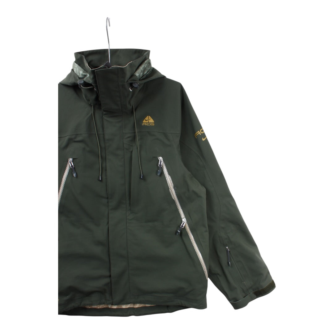 2000s Nike ACG GORETX jacket Small