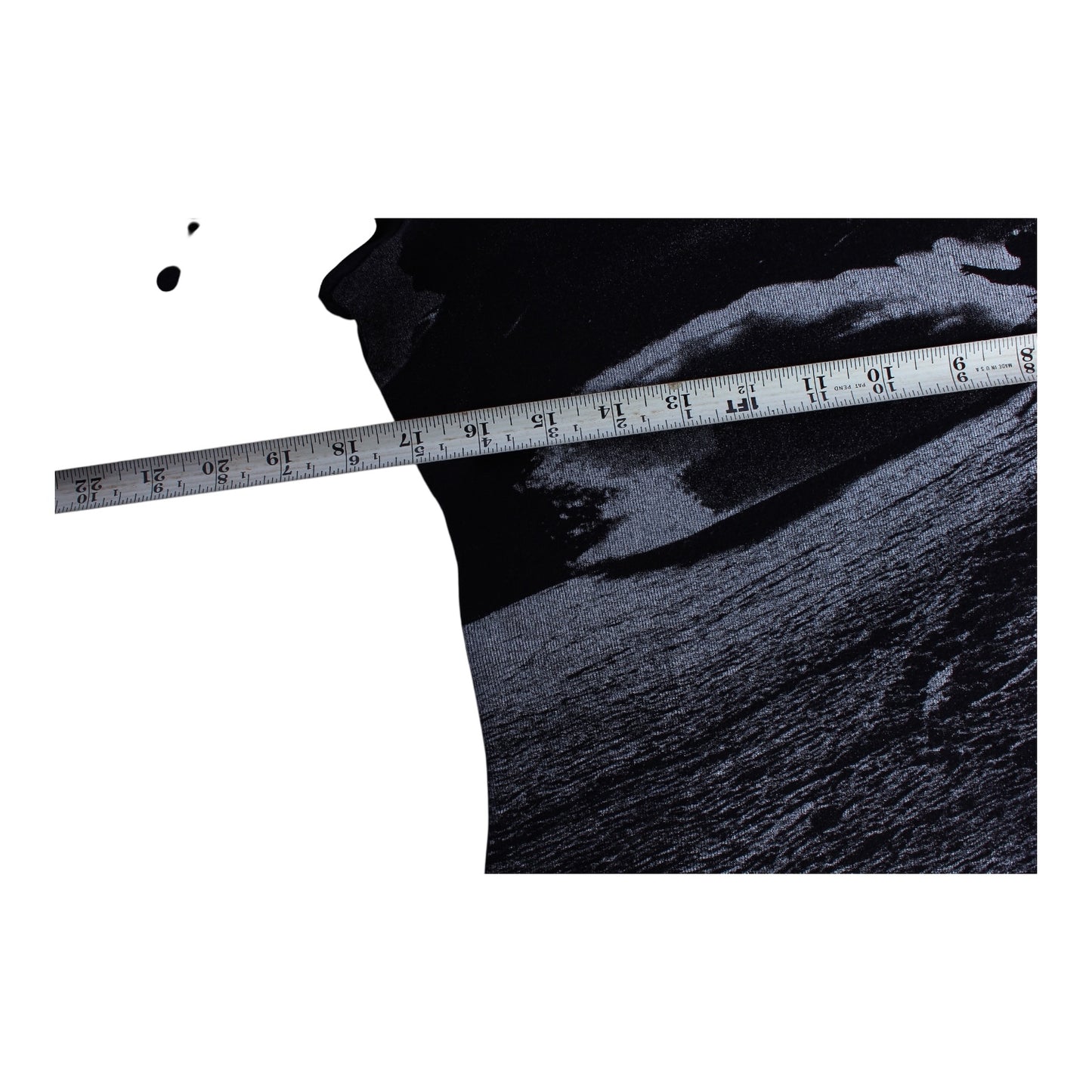 Y2K Nike snowboarding print shirt women’s medium Made in canada🇨🇦