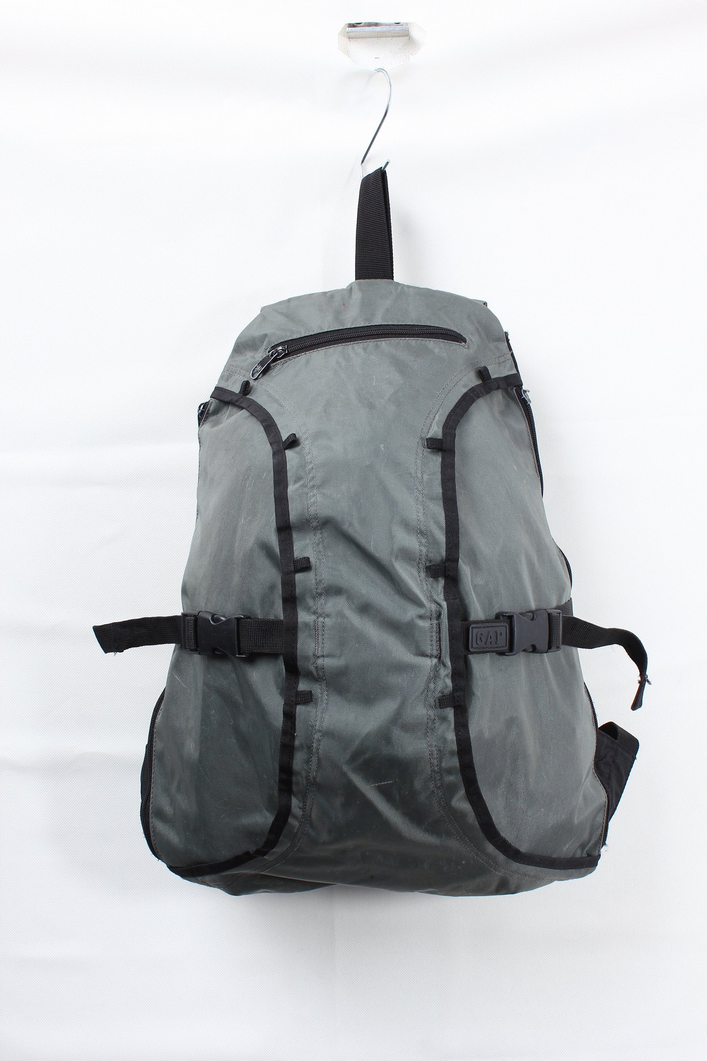 2000s Gap backpack
