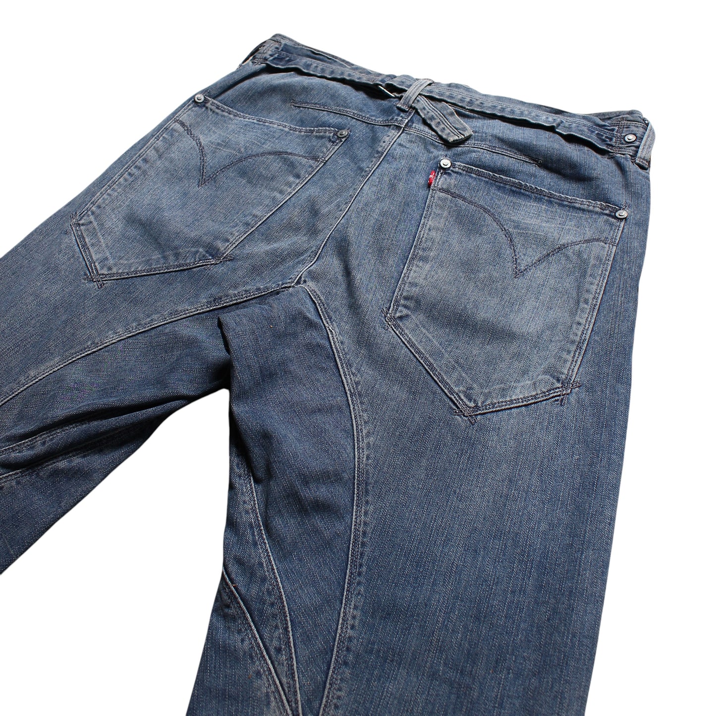 2000s Levi’s engineered twisted leg denim buckle back 36/31