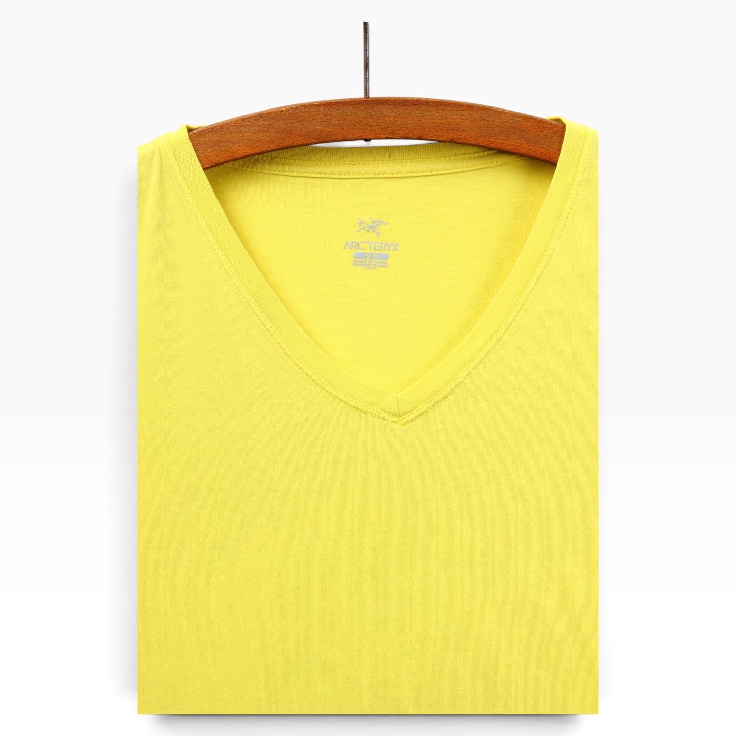 2000s Arc’teryx women’s tee Small