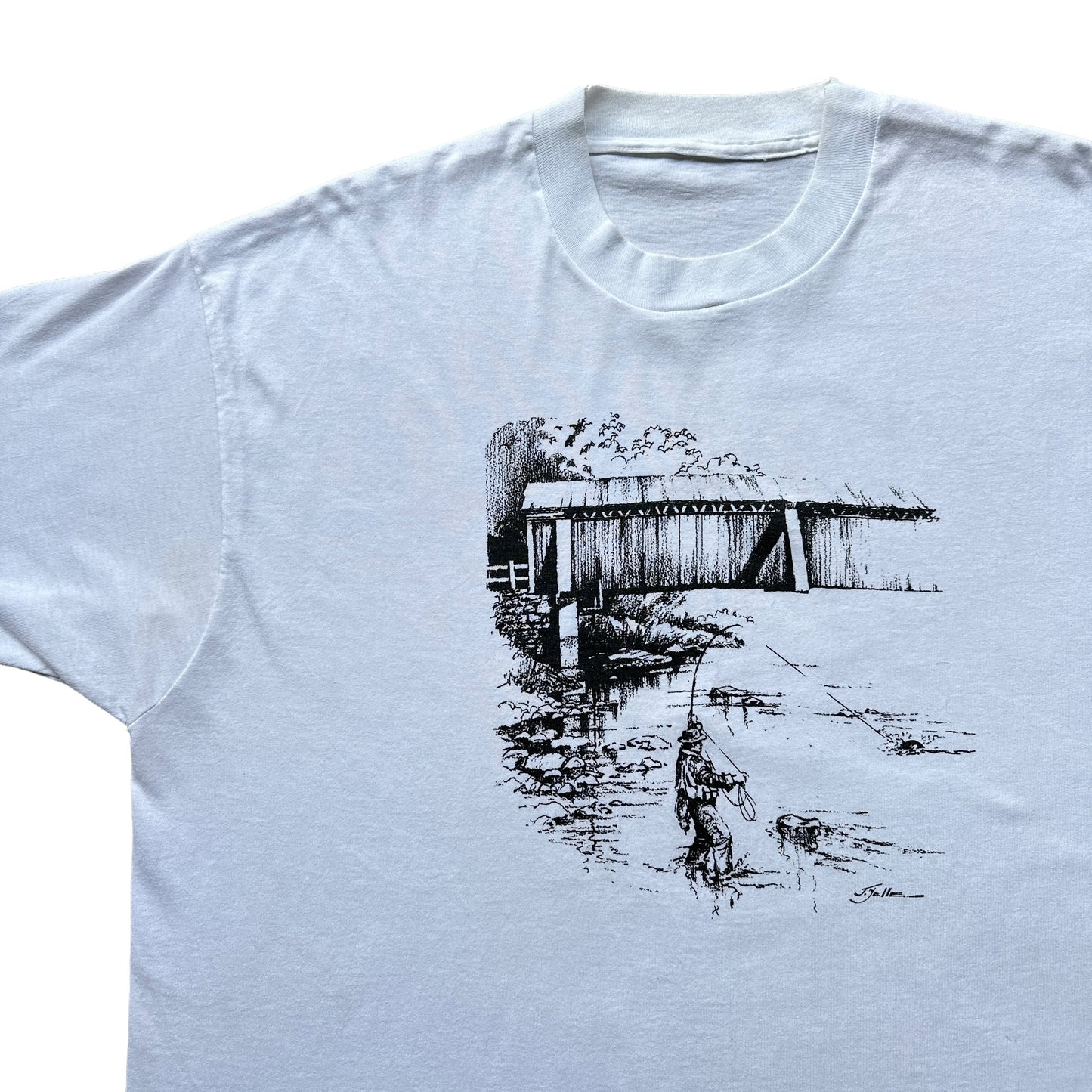 Fly fishing covered bridge graphic tee XL