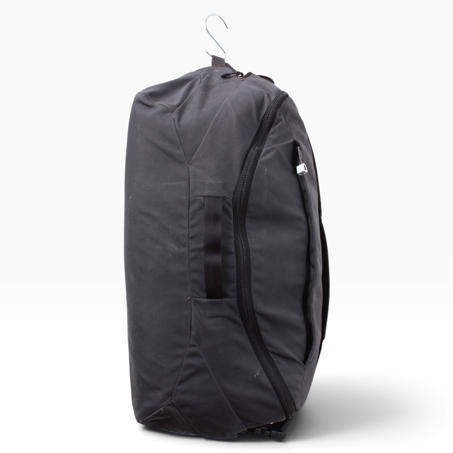 2000s Arc’teryx convertible backpack duffle