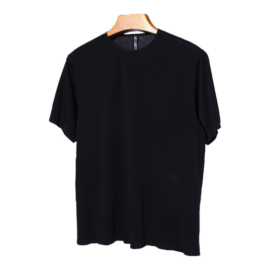 Veilance ionic tee Made in canada🇨🇦 medium