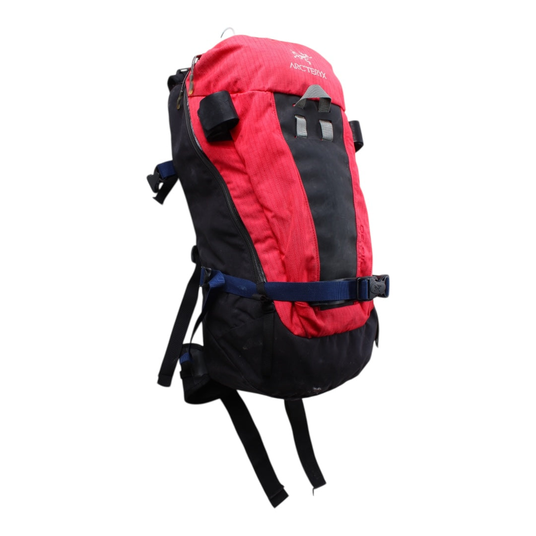 2000s Arc’teryx SILO 30 backpack