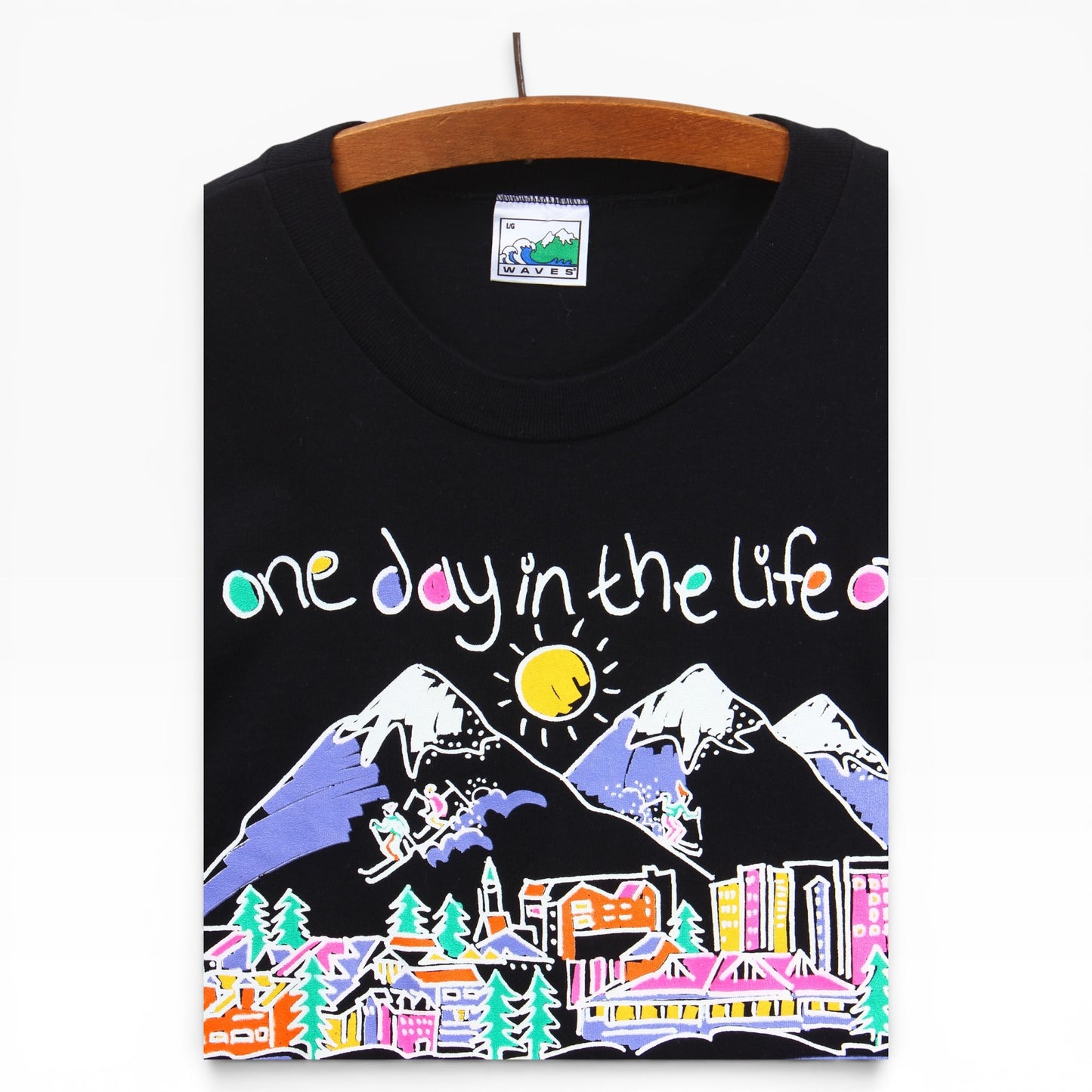 90s Day in the life whistler tee large