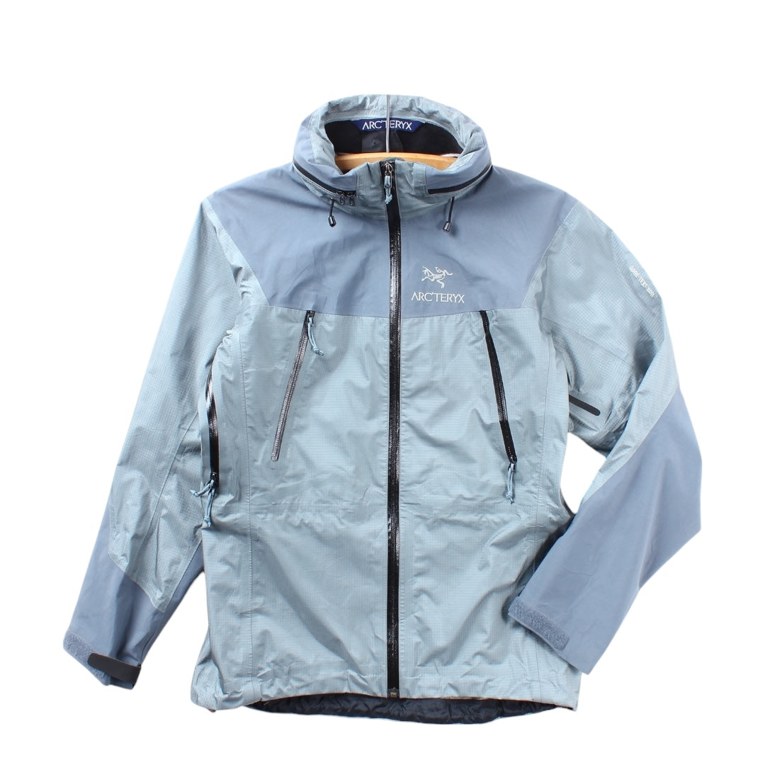 2002 Arcteryx Theta women’s small in gravel