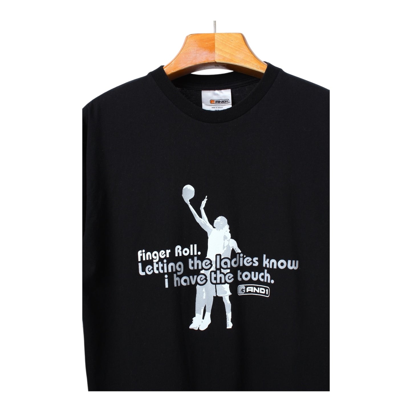 AND 1 finger roll tee large