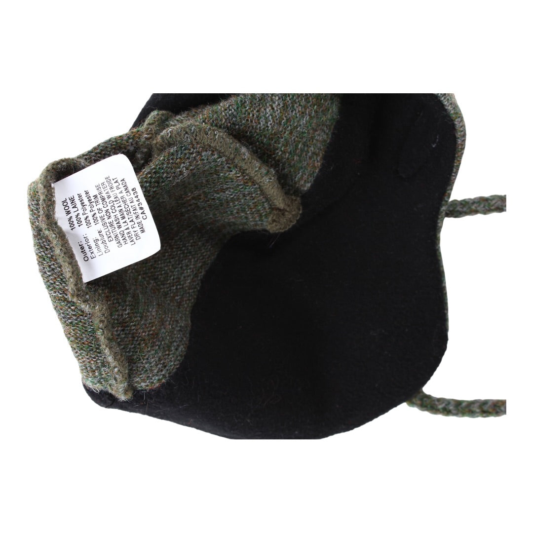 2000s Arc’teryx wool ear flap beanie