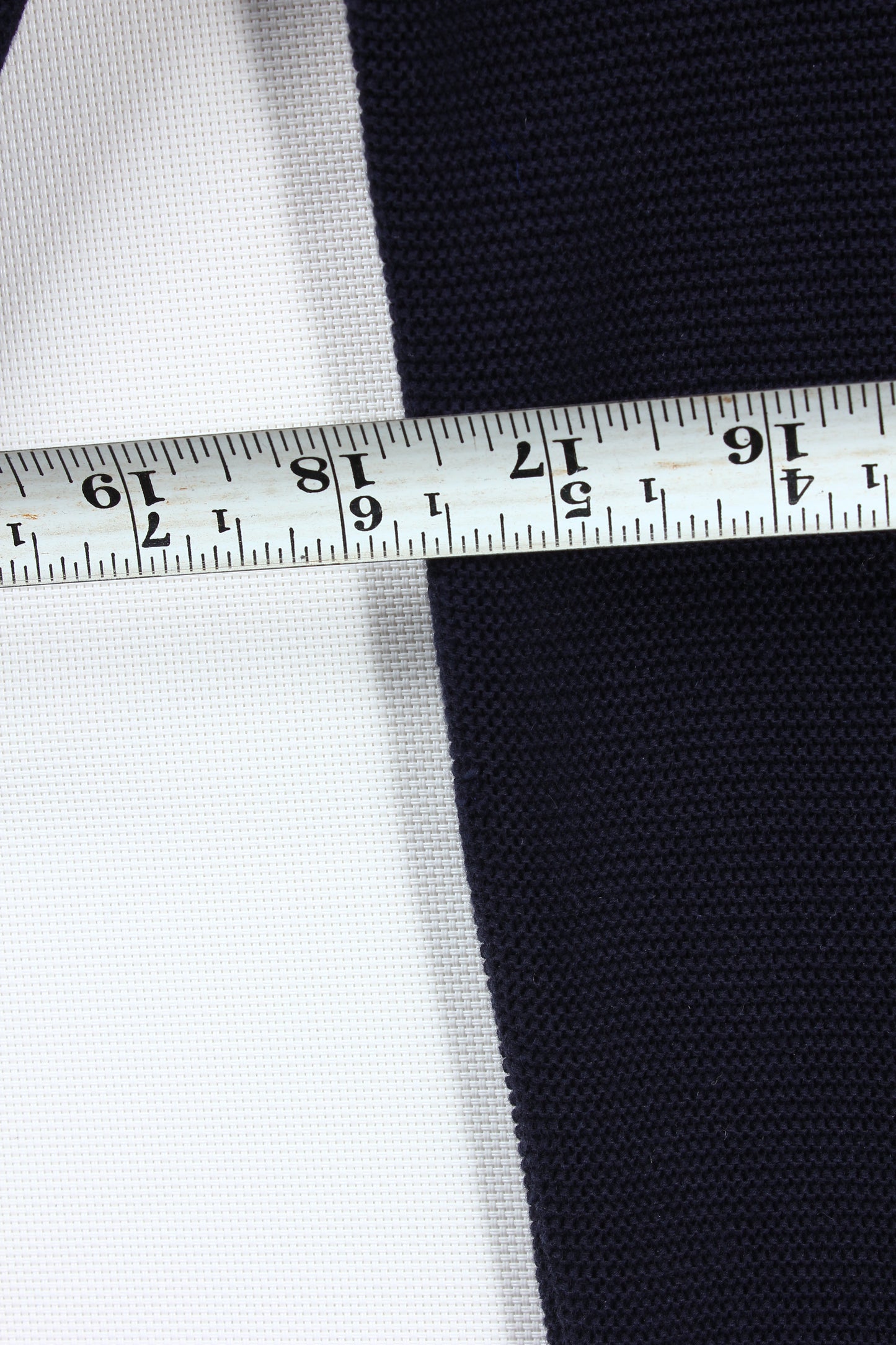 Gucci bee sweater Small