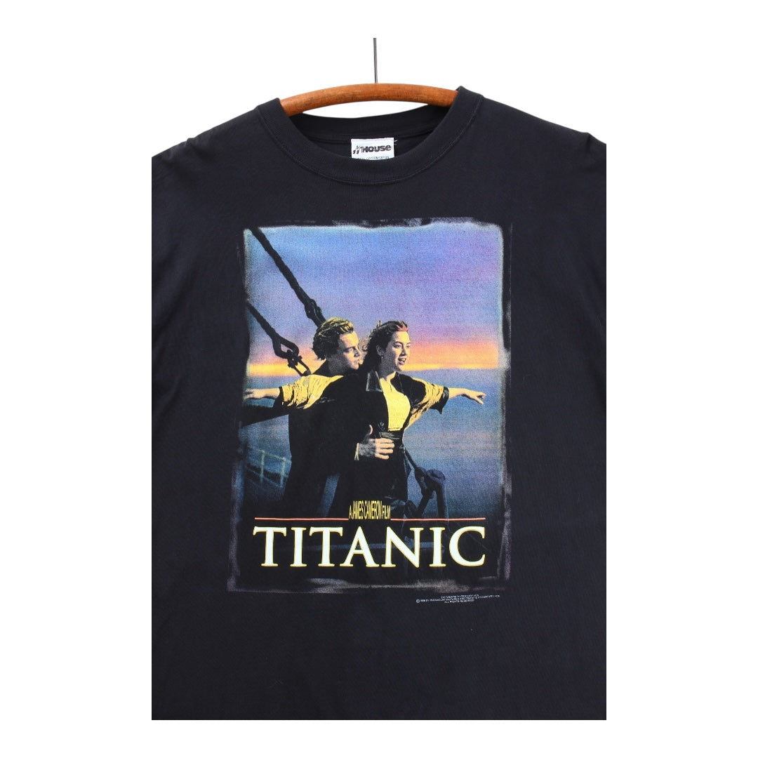 90s Titanic movie tee large
