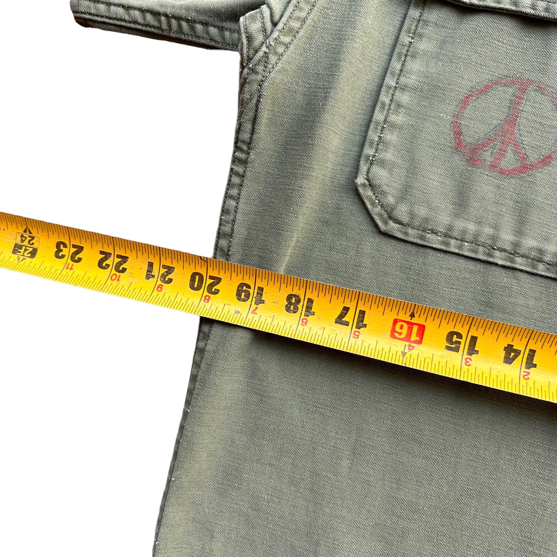 60s Custom peace sign cotton army shirt. vietnam era S/M