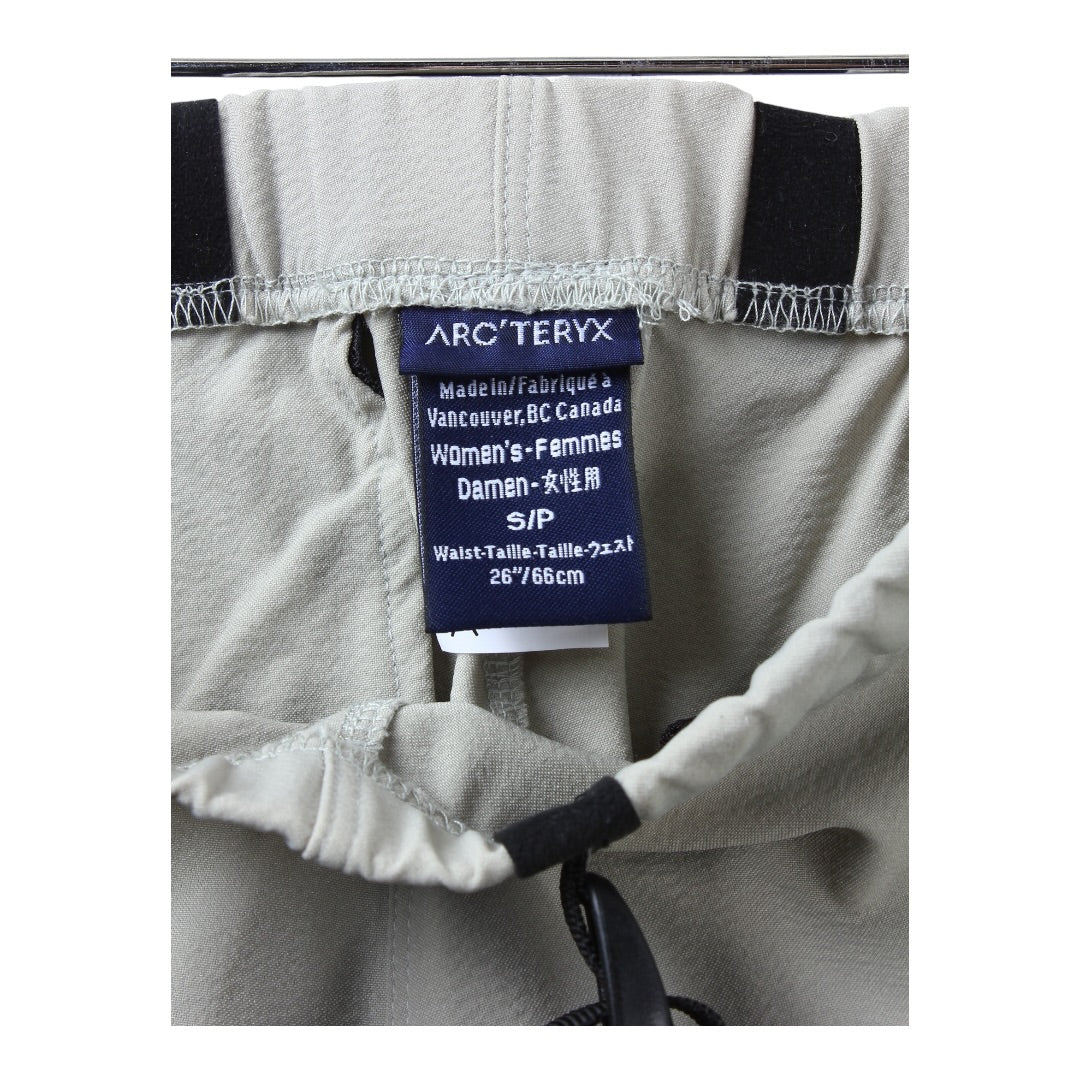 2003 Arc’teryx hiking pant women’s small