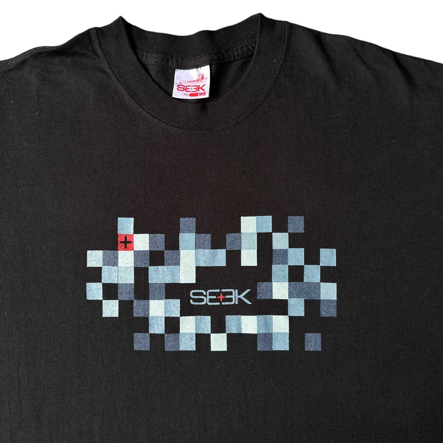 SEEK skateboards tee XL