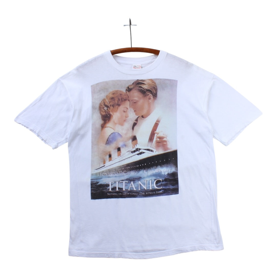 Titanic movie tee large