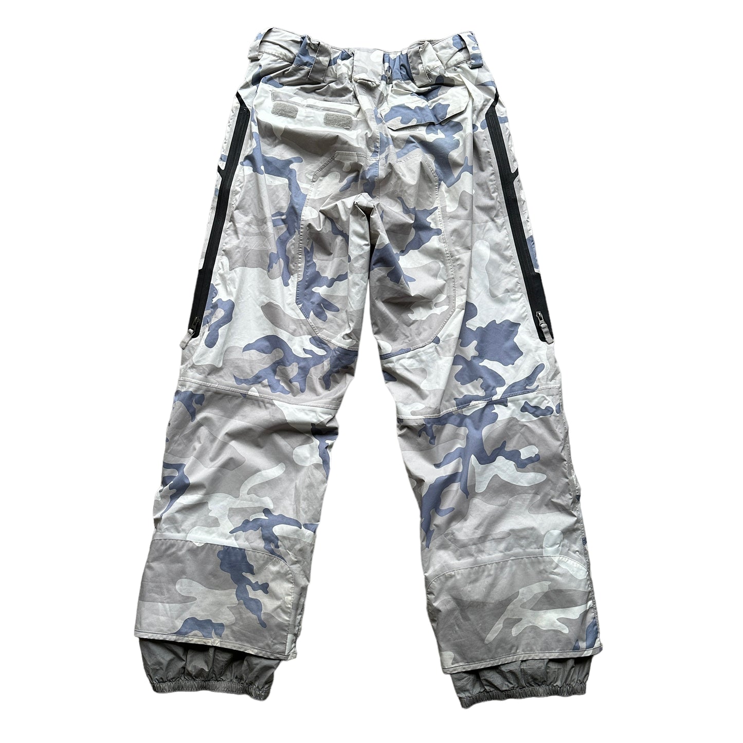 2002 Burton AK snow camo goretex pants large