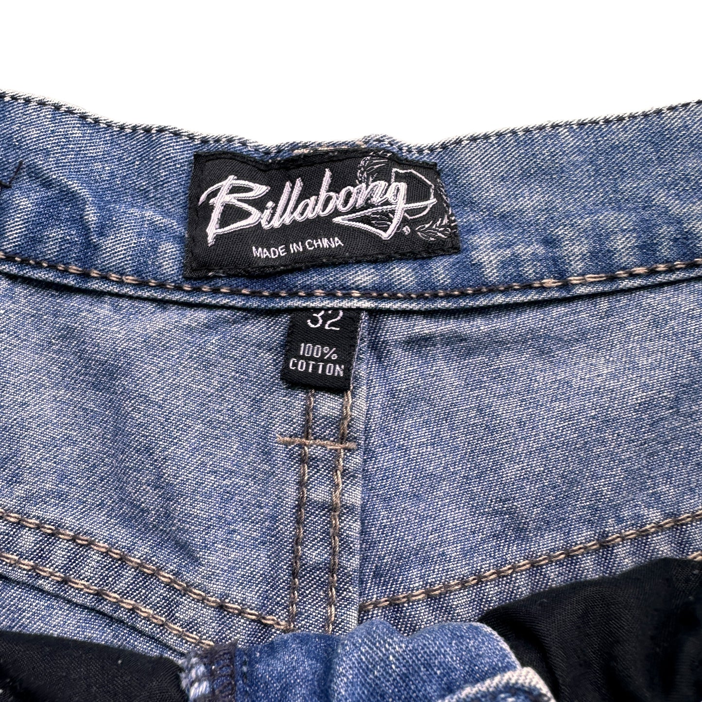 Y2K Billabong denim shorts