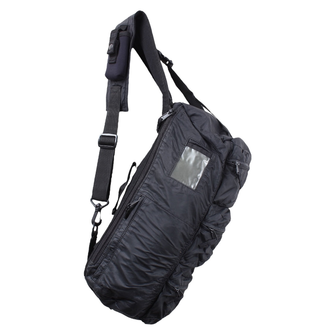 2003 Gap shoulder cargo bag