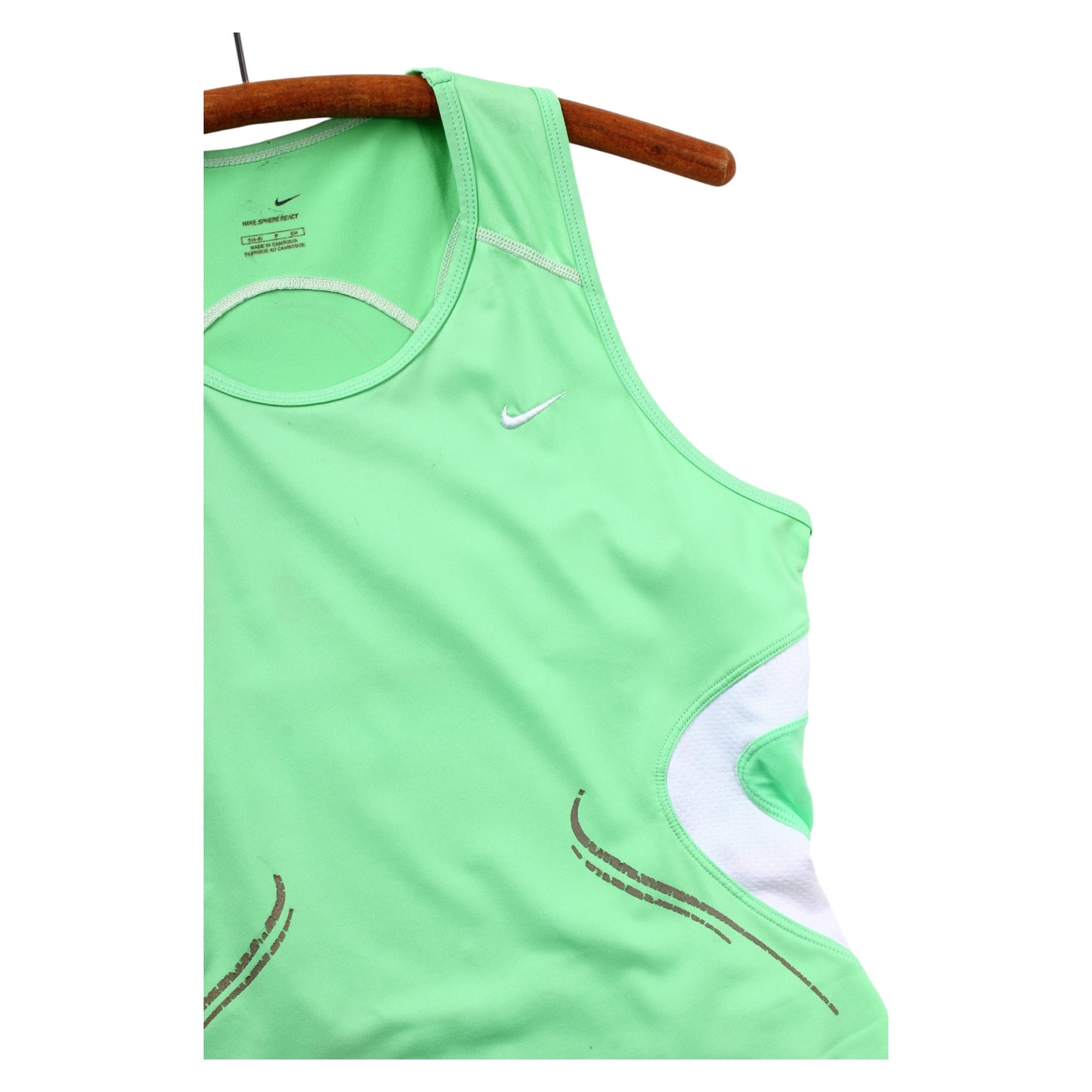2000s Nike sphere react womens tank small
