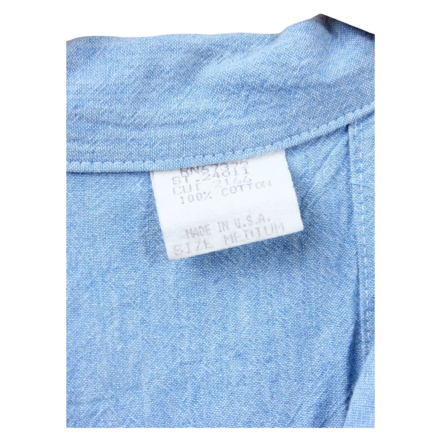 80s Jimmy’z chambray beach shirt slit back large