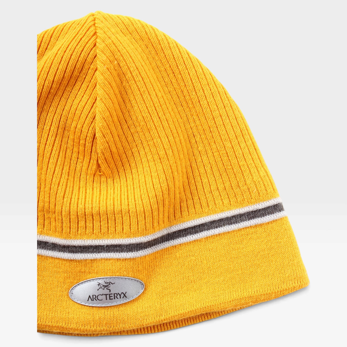 2000s Arc’teryx wool beanie