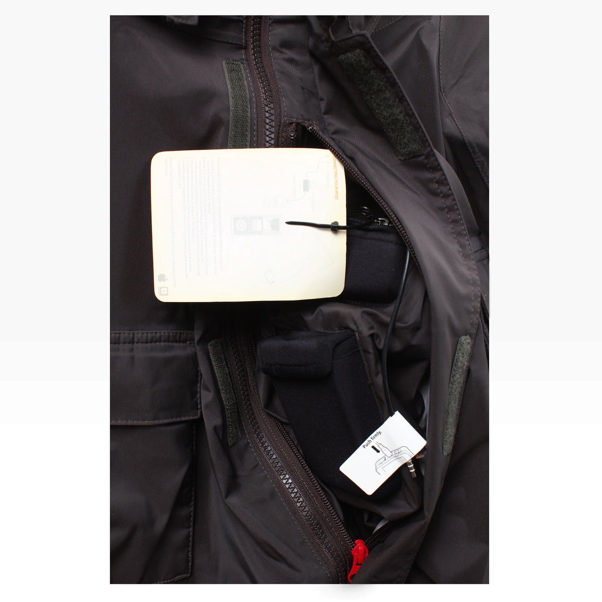 Burton Ronin 2 layer ipod jacket Large