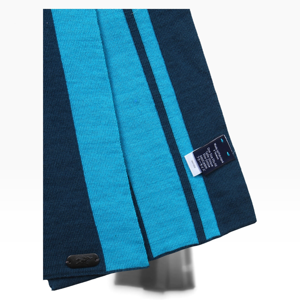 2008 Arc’teryx wool scarf