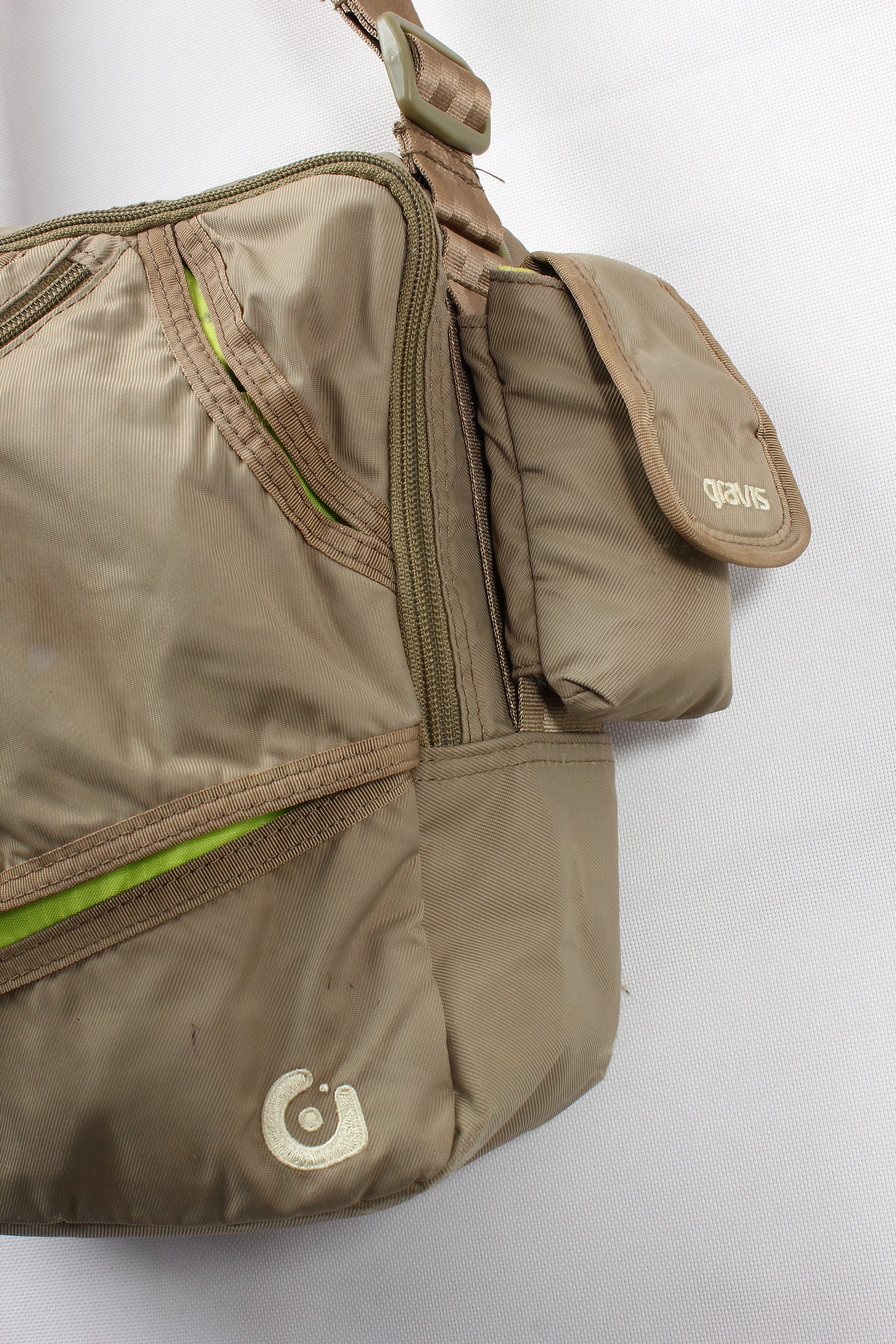 2000s Gravis sidebag