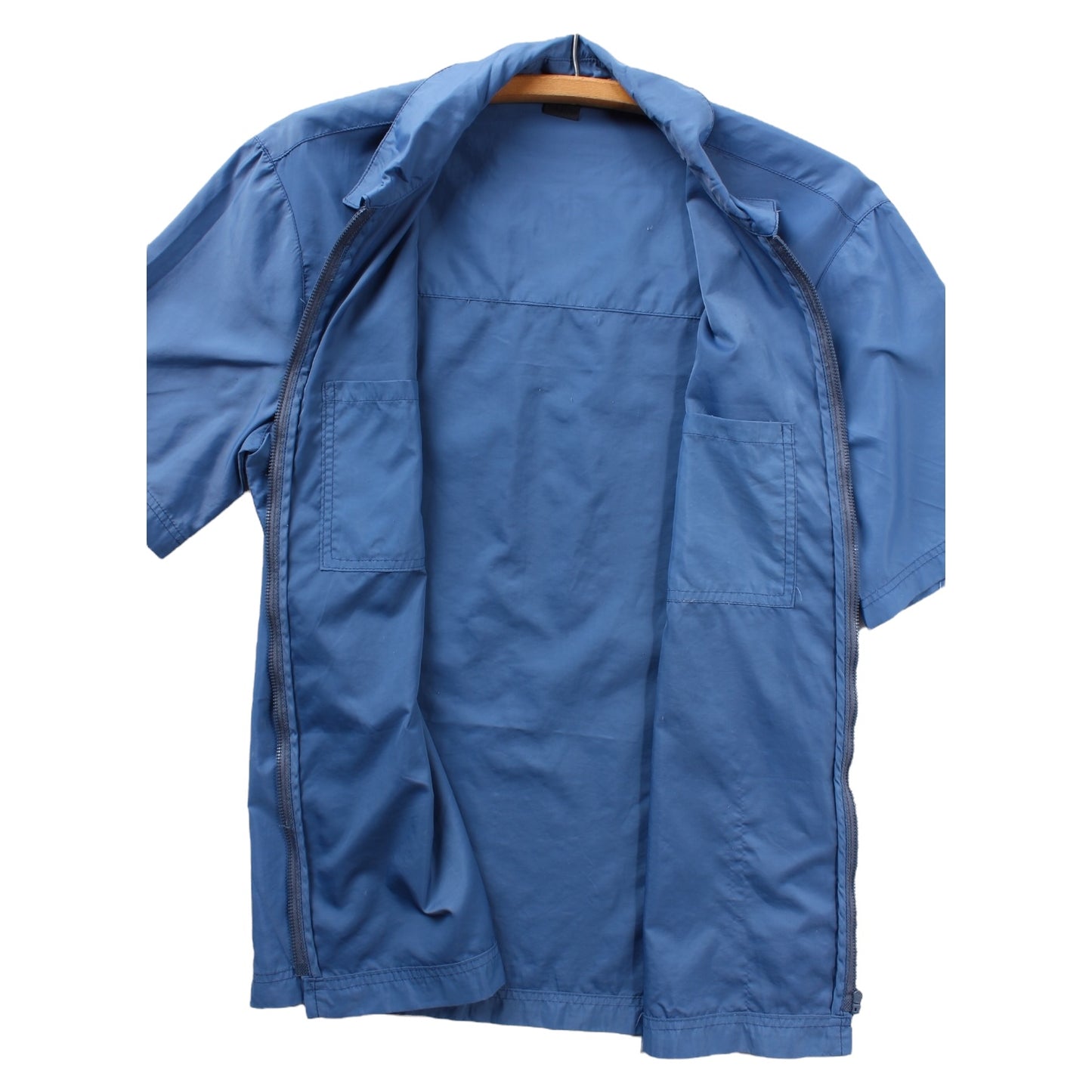 Nylon zip shirt Made in canada🇨🇦 riri zipper large