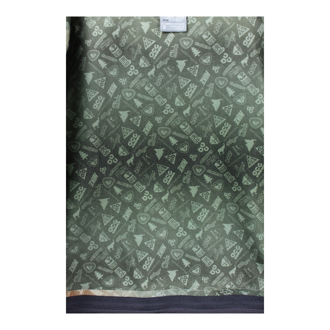 2000s Nike ACG GORETX jacket Small