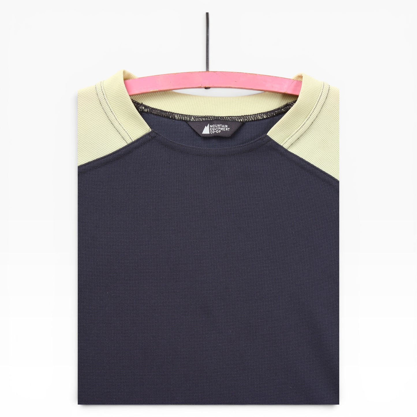 2000s MEC rider shirt small
