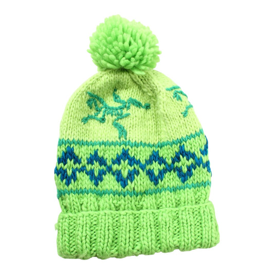 Arc’teryx Pom beanie sample